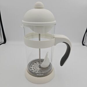 BonJour Coffee Press 32oz Shows No Use With Spoon